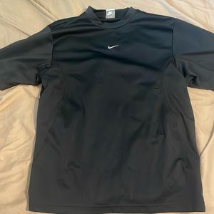 Small middle Nike logo